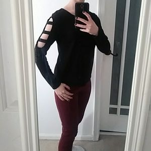 Black long sleep t-shirt with shoulder cut outs